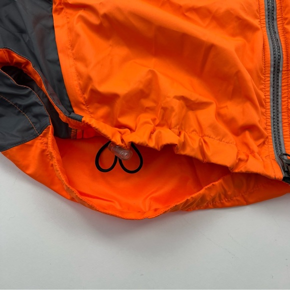 Vintage Nike Windbreaker with Reflective Stripes - Picture 7 of 9